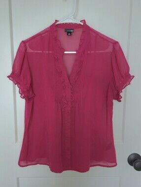 East 5th Hot Pink Ruffle Front Blouse. Size Petite L. #SW